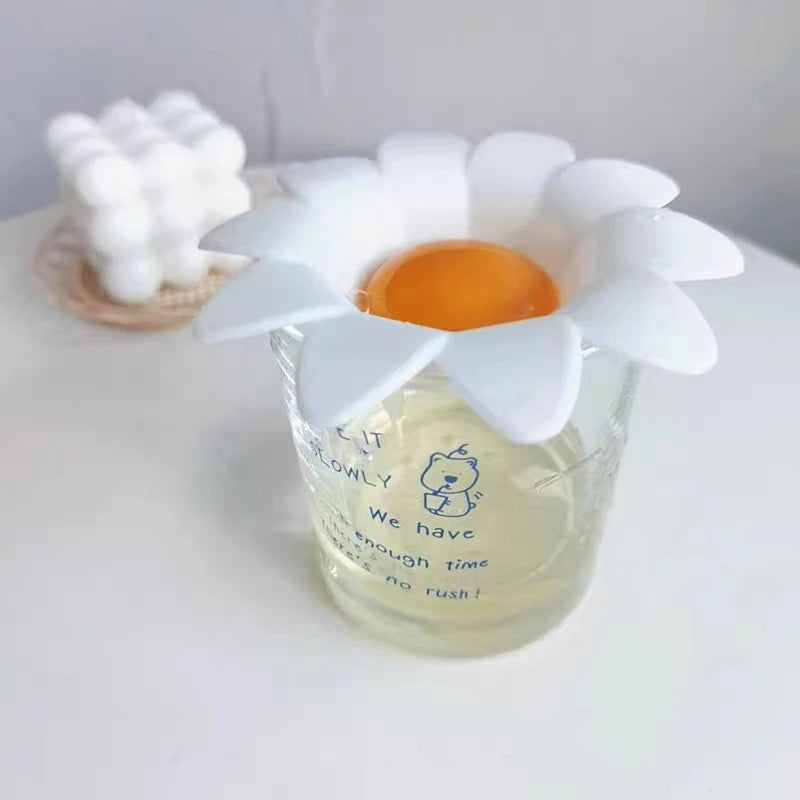 1Pc Daisy Egg White Separator Household Kitchen Egg Yolk Egg White Filter Tool Creative Baking Flower Drain Egg Separator