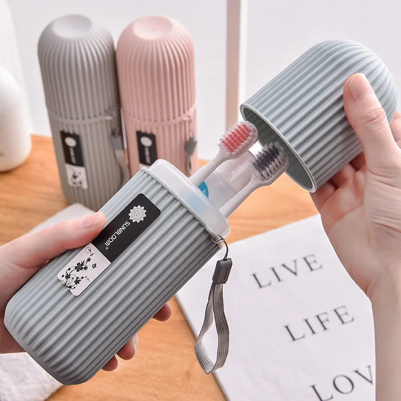 Portable Toothpaste / Toothbrush Case